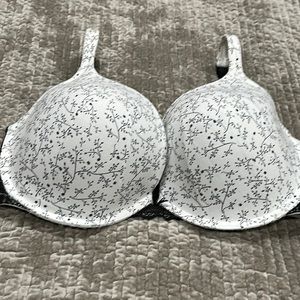 Cacique plus size bra 40G